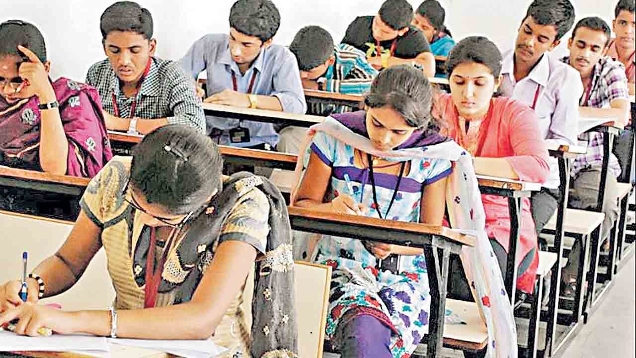 ఇంటర్‌ వార్షిక పరీక్షల షెడ్యూల్‌ విడుదల