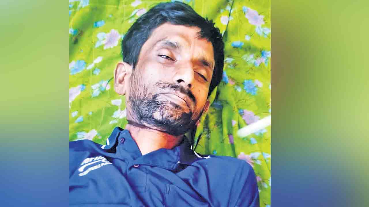 పత్తిరైతు ఆత్మహత్య