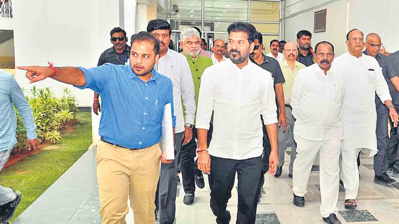 సీఎంతో ఫిరాయింపు ఎమ్మెల్యే కాలెయాదయ్య