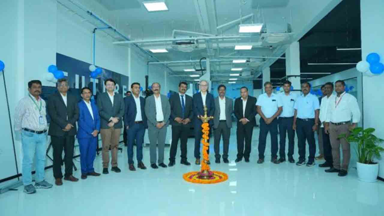 జెడ్‌ఈఐఎస్‌ఎస్‌ ఎక్సలెన్స్‌ సెంటర్‌