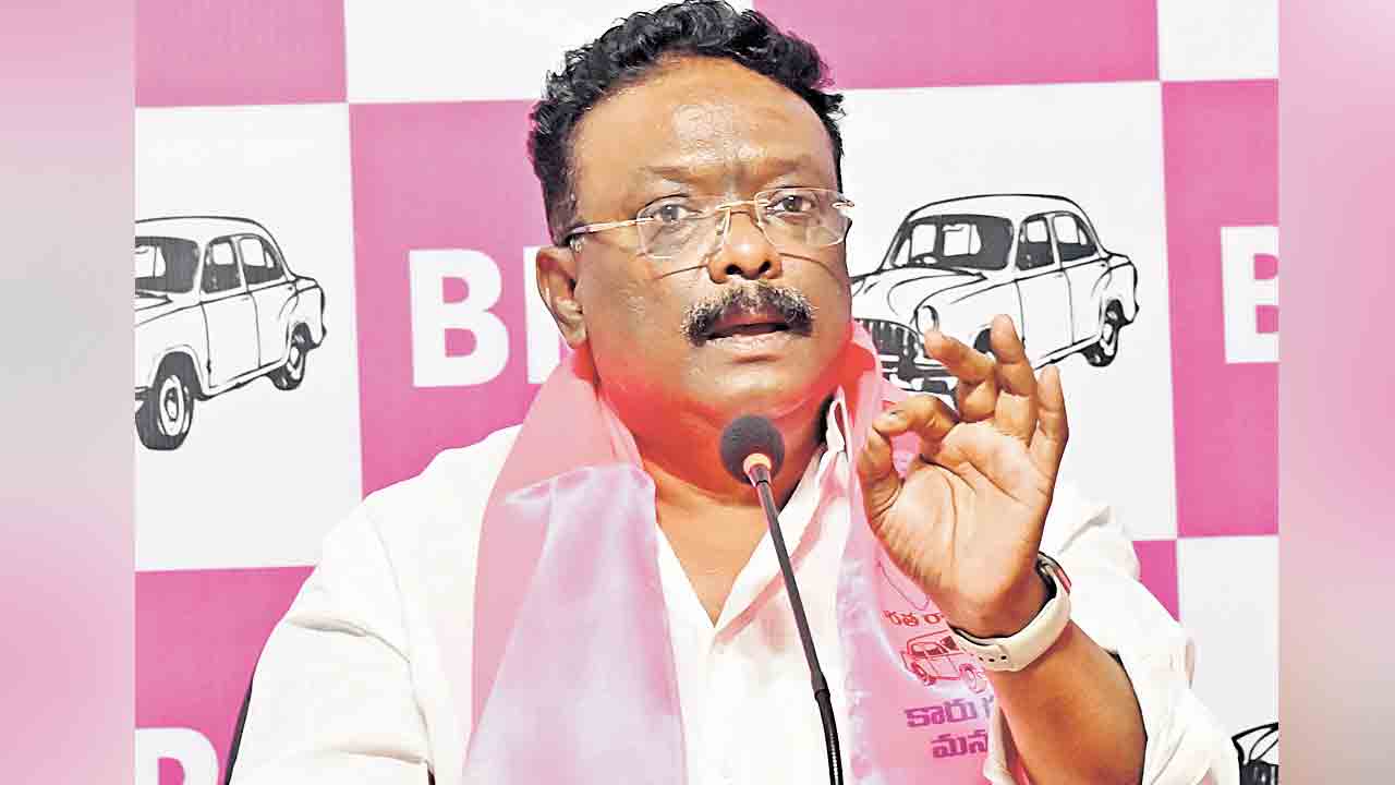 రేవంత్‌ జేబు సంస్థగా ఎన్నికల సంఘం!