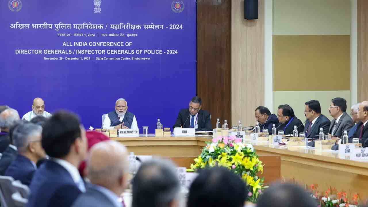 డీజీపీలతో ప్రధాని సమావేశం