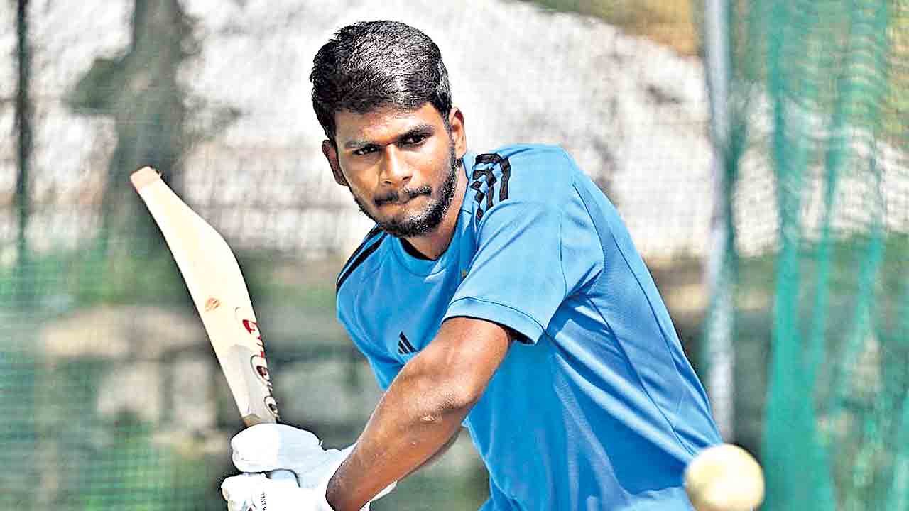 భారత అండర్‌-19 జట్టులో ఆరోన్‌