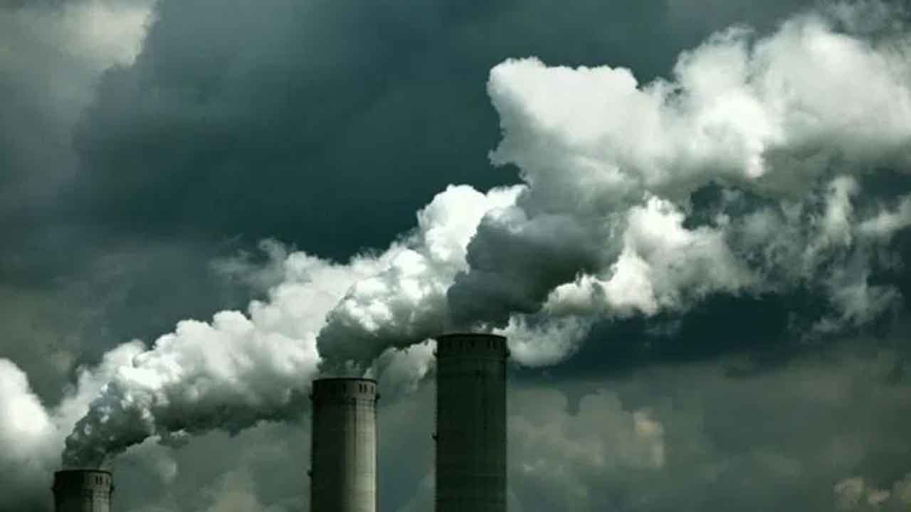 305 పరిశ్రమలు మూసివేత