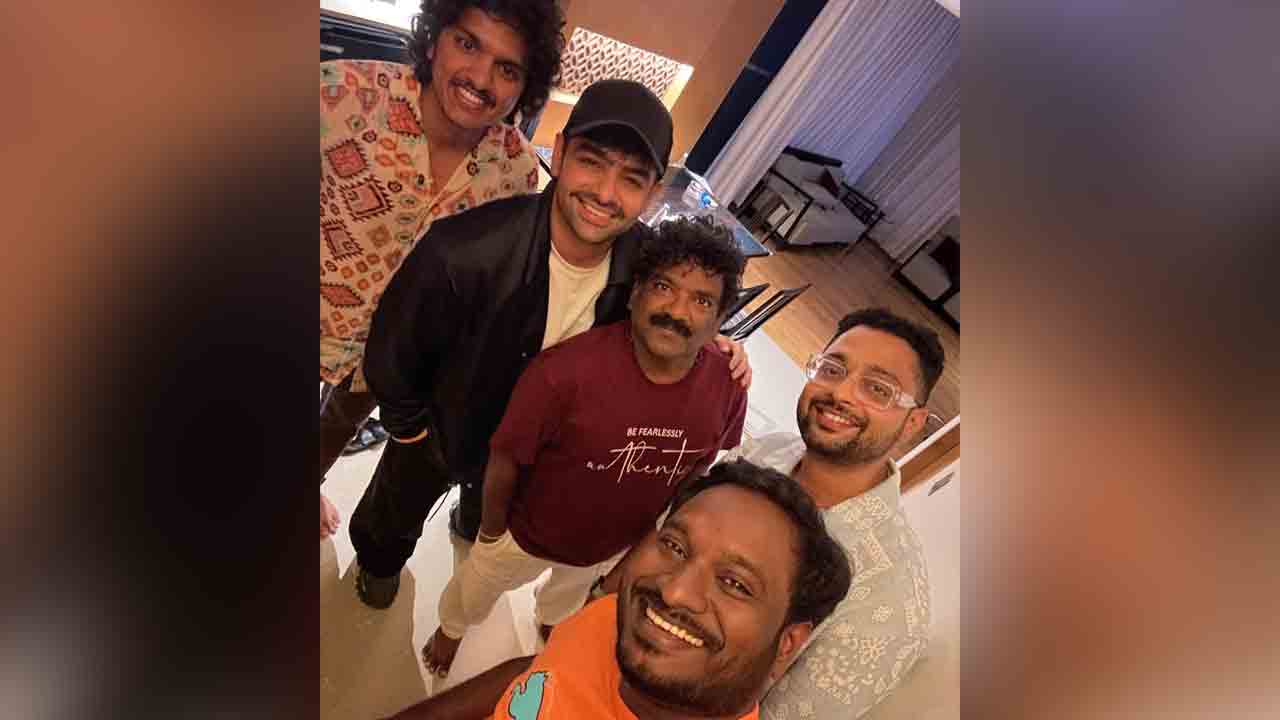 Andhra King Taluka | అకాడమీ అవార్డ్‌ విన్నర్‌తో రామ్‌ ఆంధ్ర కింగ్‌ తాలూకా టీం సెల్ఫీ.. స్పెషల్ ఏంటో తెలుసా..?