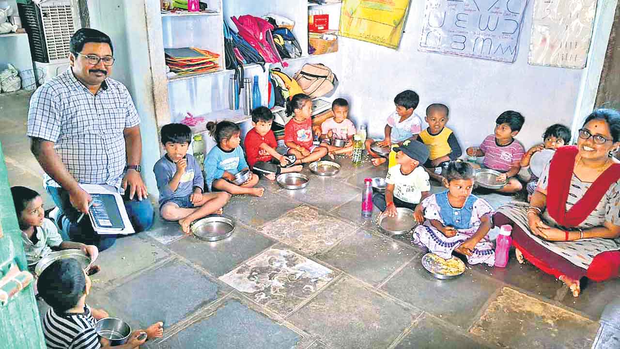 పీఎంశ్రీ స్కూళ్లతో ఐసీడీఎస్‌లకు ముప్పు