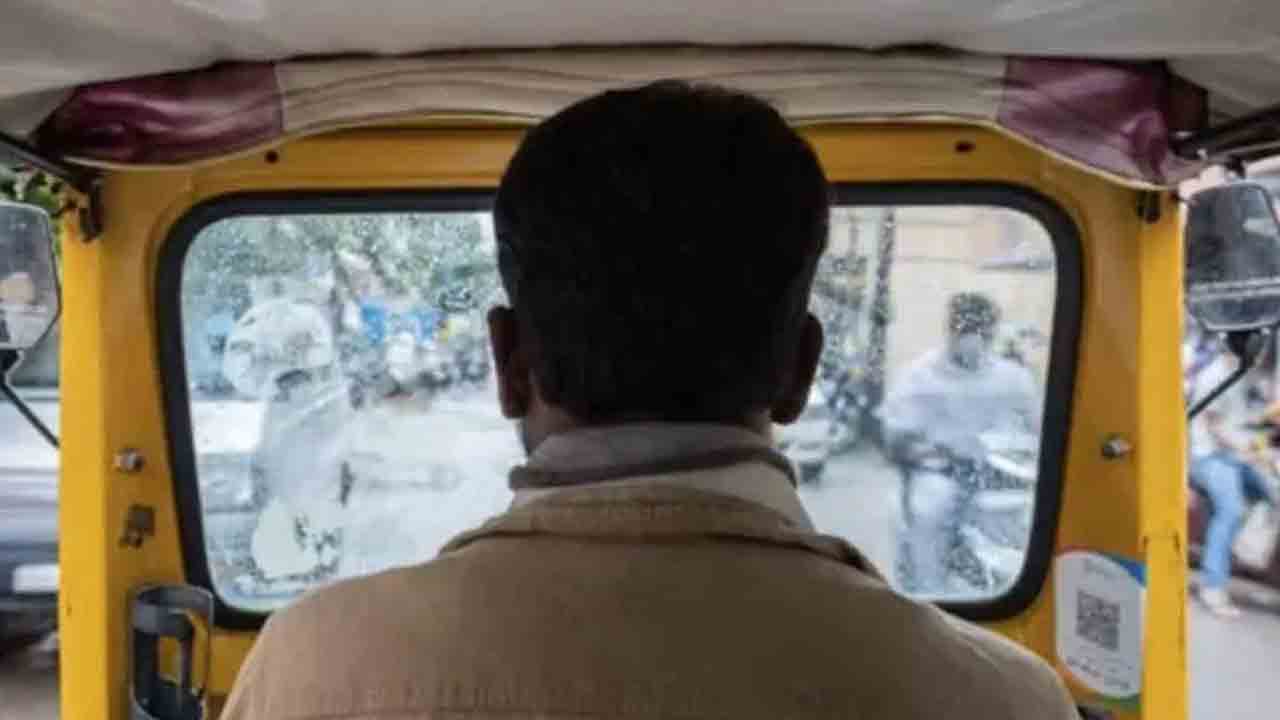 రెండేండ్లలో 161 మంది ఆటో డ్రైవర్లు బలి