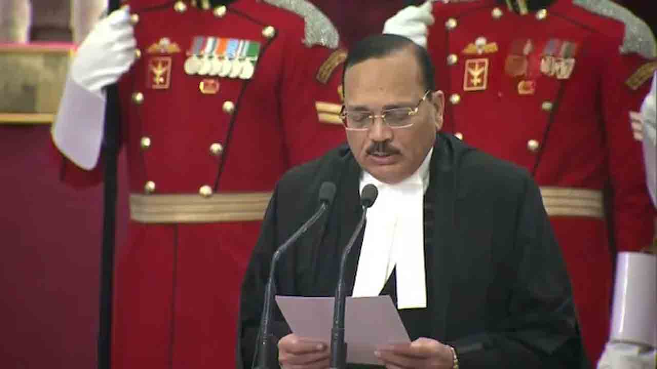 Justice Surya Kant | 53వ సీజేఐగా జస్టిస్‌ సూర్యకాంత్‌ ప్రమాణ స్వీకారం