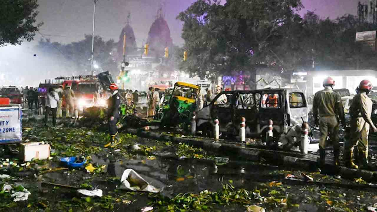 Delhi Blast | ఢిల్లీ పేలుడులో మిలిటరీ గ్రేడ్ పేలుడు పదార్థాలు..!