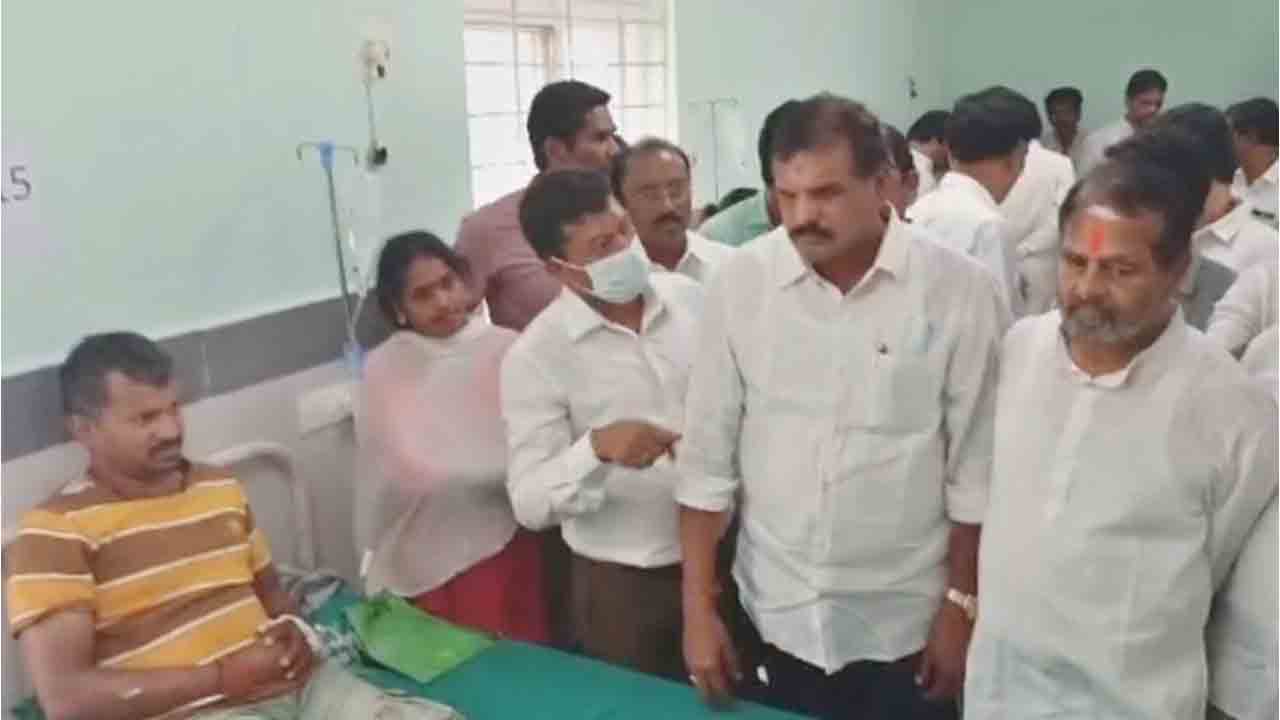 Botsa Satyanarayana | కాశీబుగ్గ తొక్కిసలాట ఘటనపై సమగ్ర దర్యాప్తు జరపాలి : బొత్స సత్యనారాయణ డిమాండ్‌