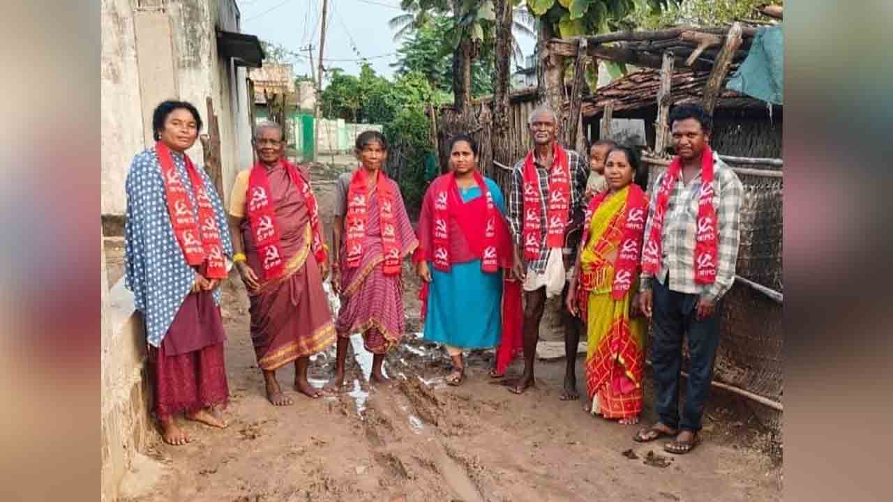 CPM | ఆదివాసీ గూడాల్లో సీసీ రోడ్లు వేయాలి : సీపీఎం