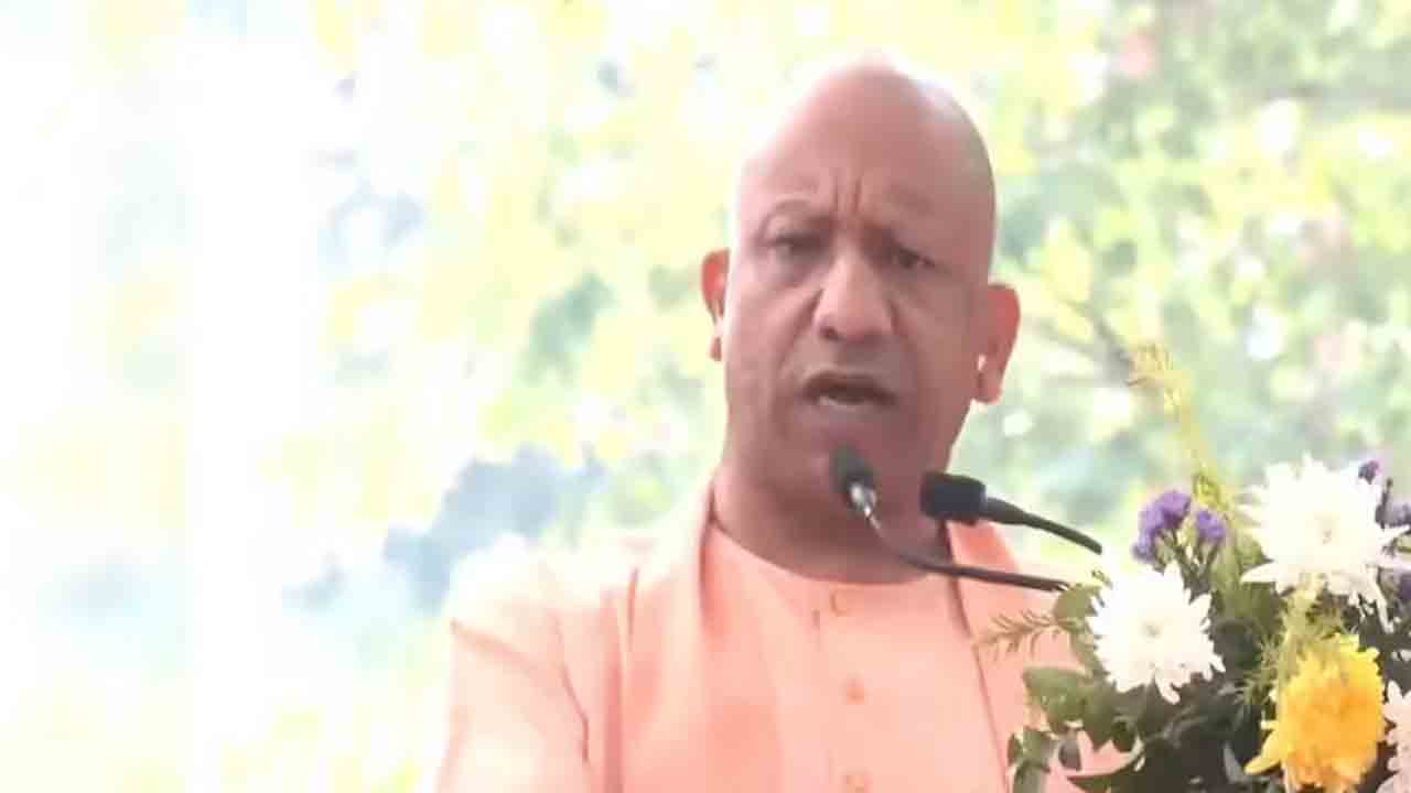 యూపీ విద్యా సంస్థల్లో వందేమాతరం తప్పనిసరి