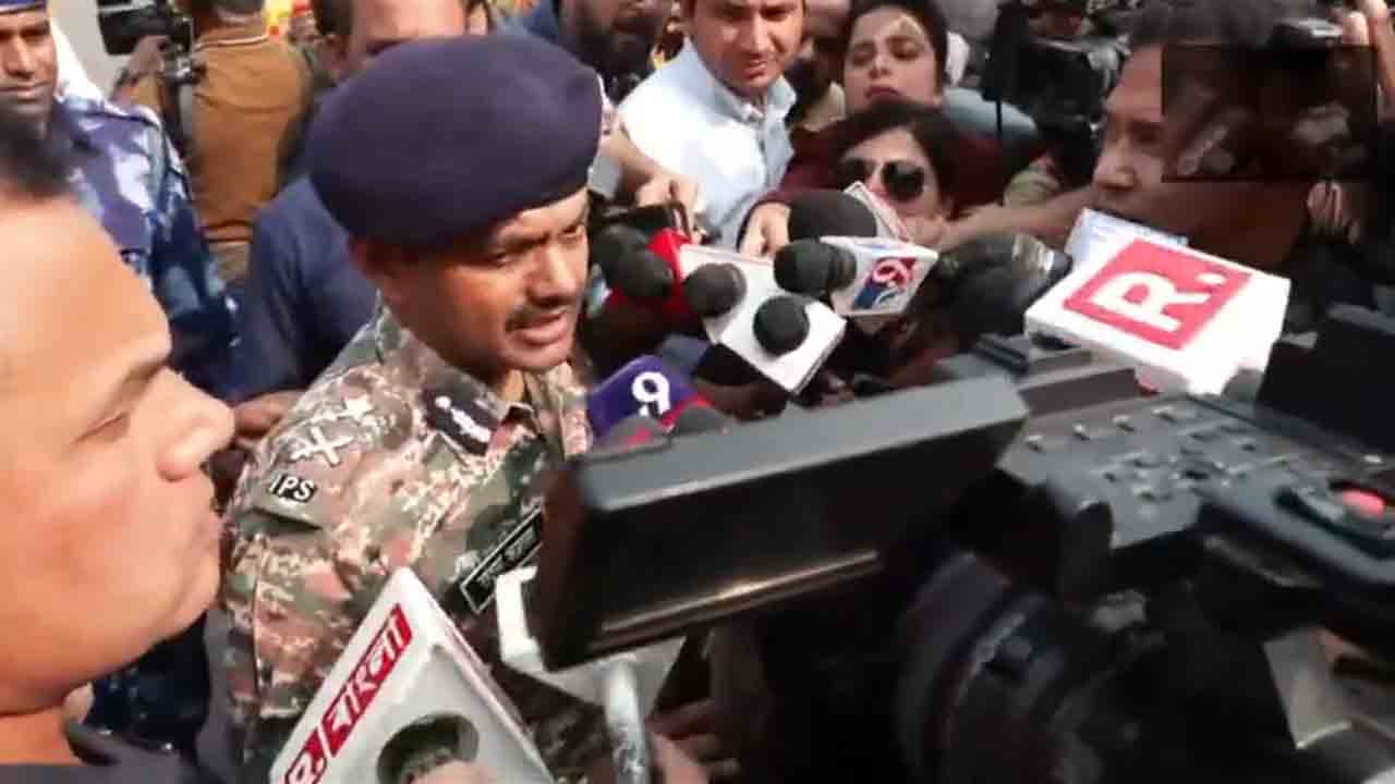 Rajesh Agrawal | ఢిల్లీ బాంబు పేలుడు ప్రదేశాన్ని పరిశీలించిన సీఆర్‌పీఎఫ్‌ ఐజీ.. Video