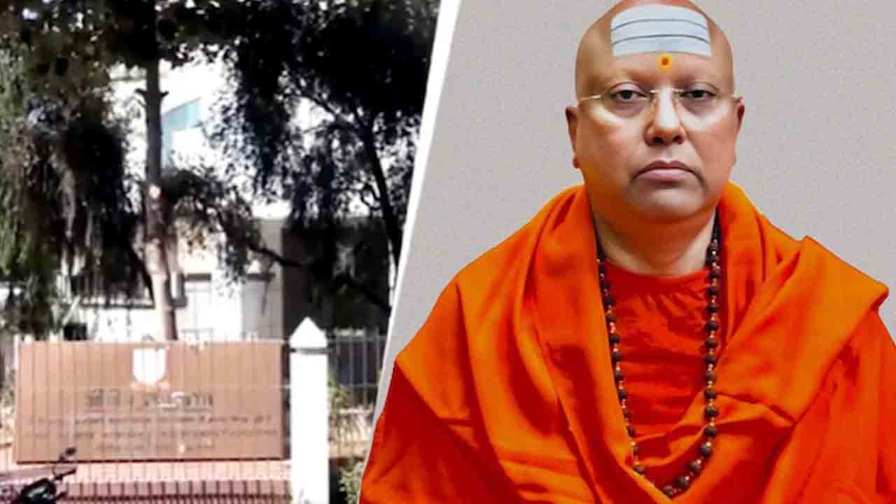 Chaitanyananda case | చైతన్యానంద సరస్వతి కేసు.. ముగ్గురు మహిళలకు బెయిల్‌