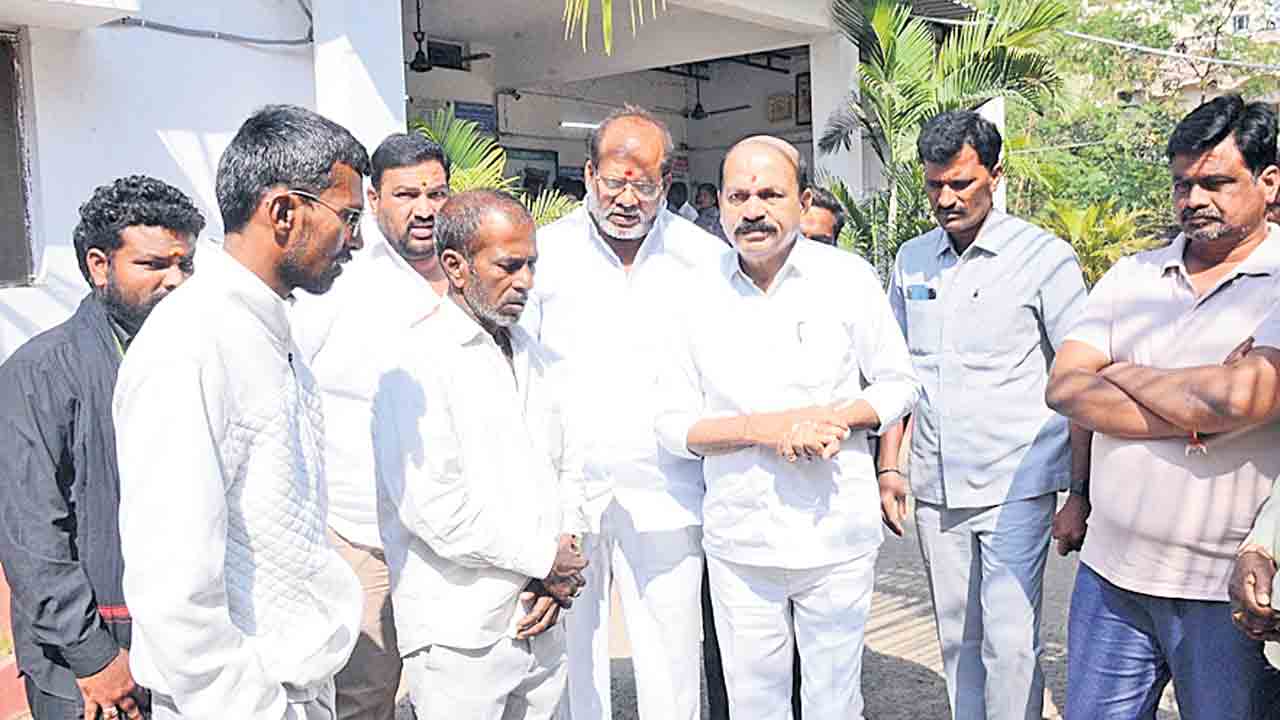 గ్రామపోరులో కాంగ్రెస్‌ జులూం