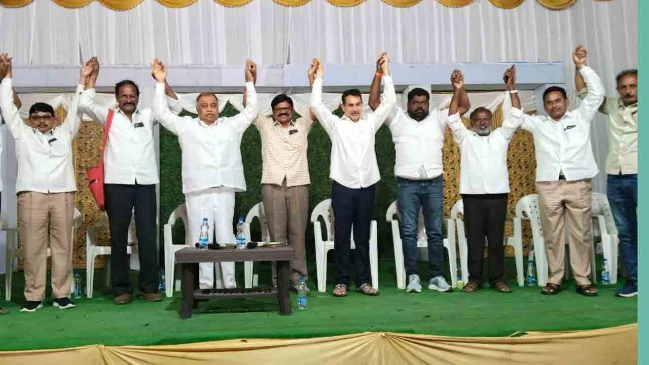 దోచుకుంటున్న కాంగ్రెస్‌ నేతలు.. రెండేళ్లు నిండకముందే ప్రభుత్వంపై తీవ్ర వ్యతిరేకత