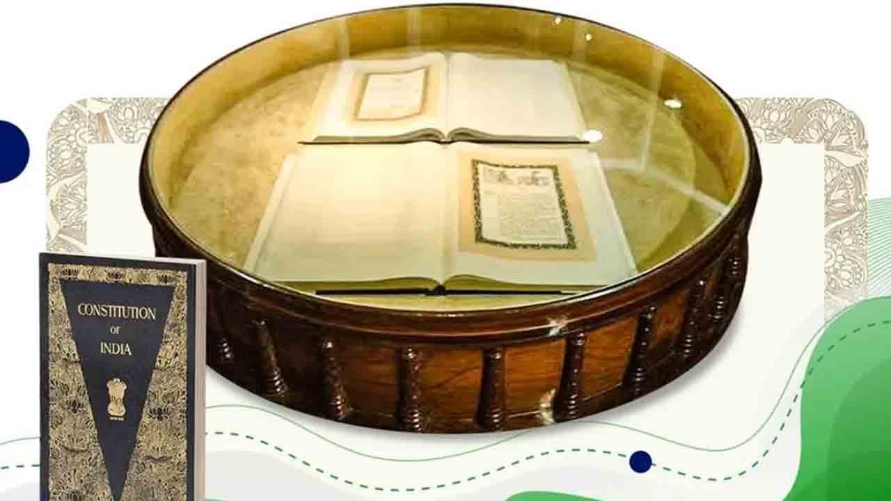 Constitution | సెంట్రల్‌ లైబ్రరీలో భద్రంగా రాజ్యాంగ అసలు ప్రతులు..!