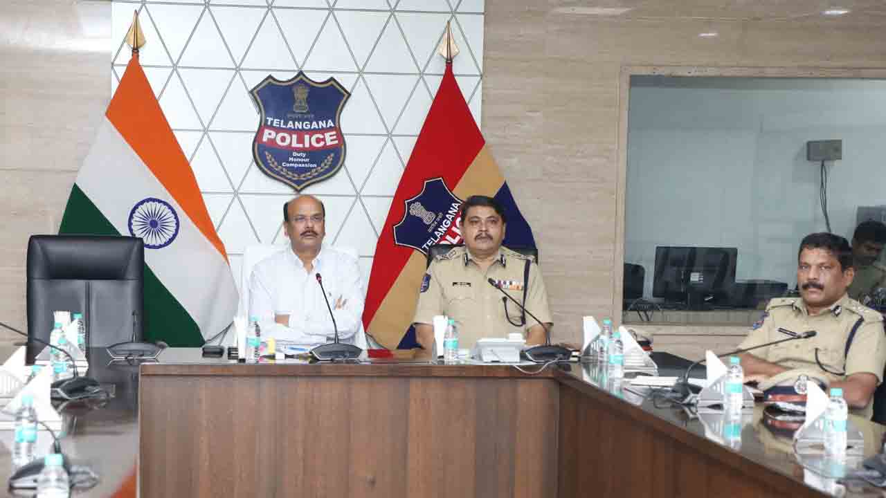 DGP Shivdhar Reddy | పంచాయతీ ఎన్నికలు ప్రశాంతంగా, నిష్పక్షపాతంగా నిర్వహించాలి: డీజీపీ శివధర్ రెడ్డి