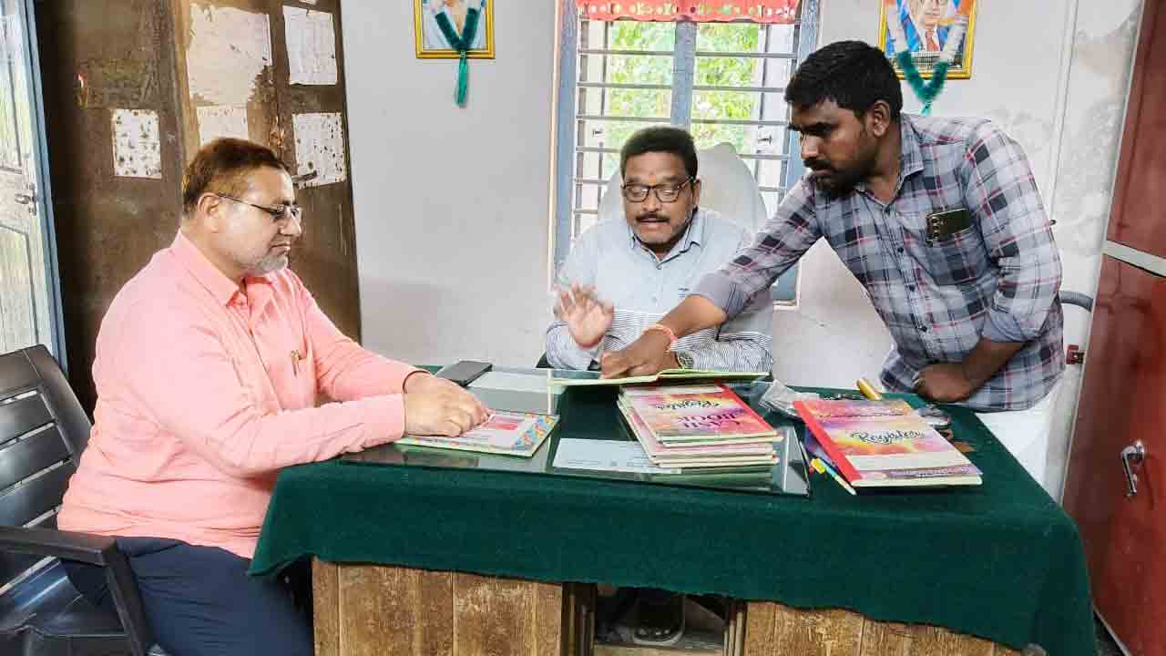 House Tax | వంద శాతం ఇంటి పన్ను వసూళ్లు చేయాలి : డీఎల్‌పీవో