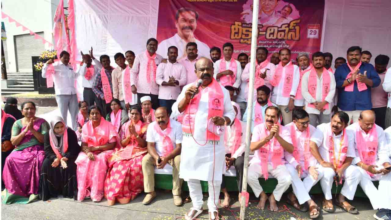 Deeksha Divas | జై తెలంగాణ అనని పాపాల రేవంత్‌రెడ్డి ముఖ్యమంత్రి అయ్యాడు.. దీక్షా దివస్‌లో ఎమ్మెల్సీ సిరికొండ మధుసూదనచారి