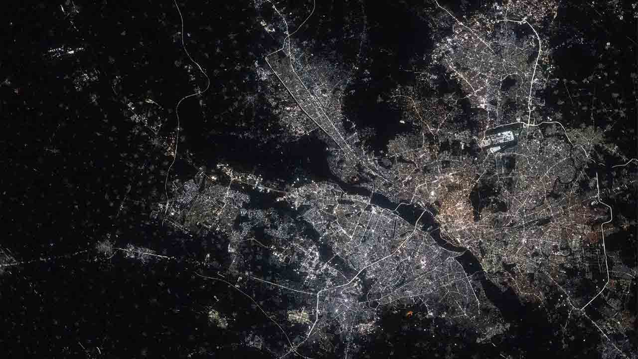 ISS | రాత్రివేళల్లో ప్రకాశవంతంగా వెలుగులీనుతున్న ఢిల్లీ.. ఫొటోలు షేర్‌ చేసిన ఐఎస్‌ఎస్‌