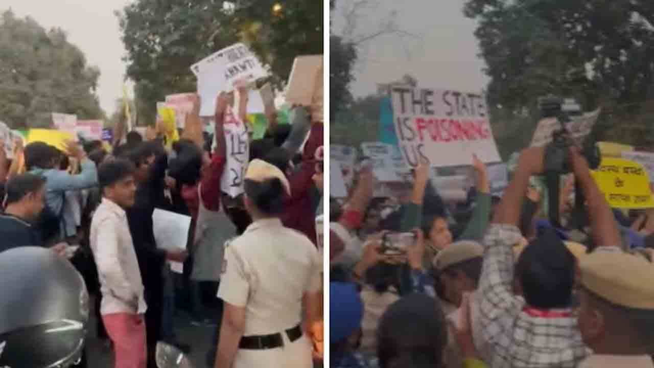 Delhi chokes | ఢిల్లీలో దిగజారుతున్న గాలి నాణ్యత.. జనం నిరసన