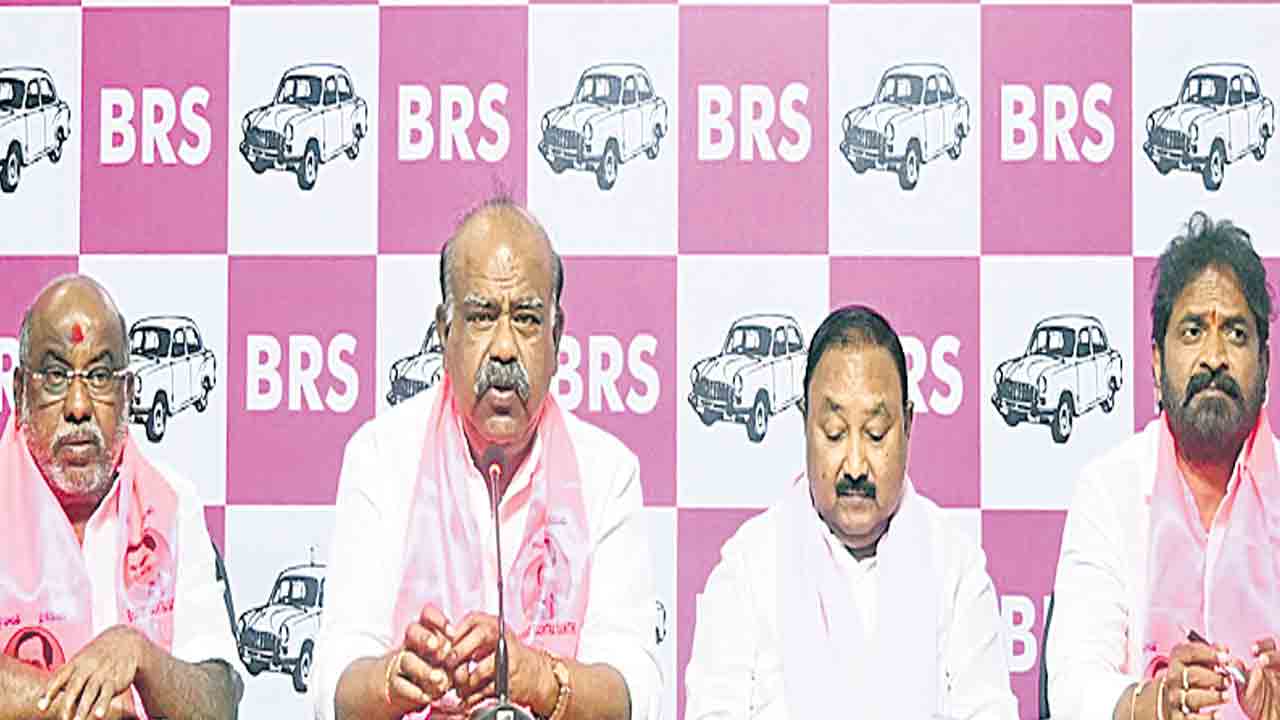 బీసీ రిజర్వేషన్లపై కాంగ్రెస్‌ కుట్రలు