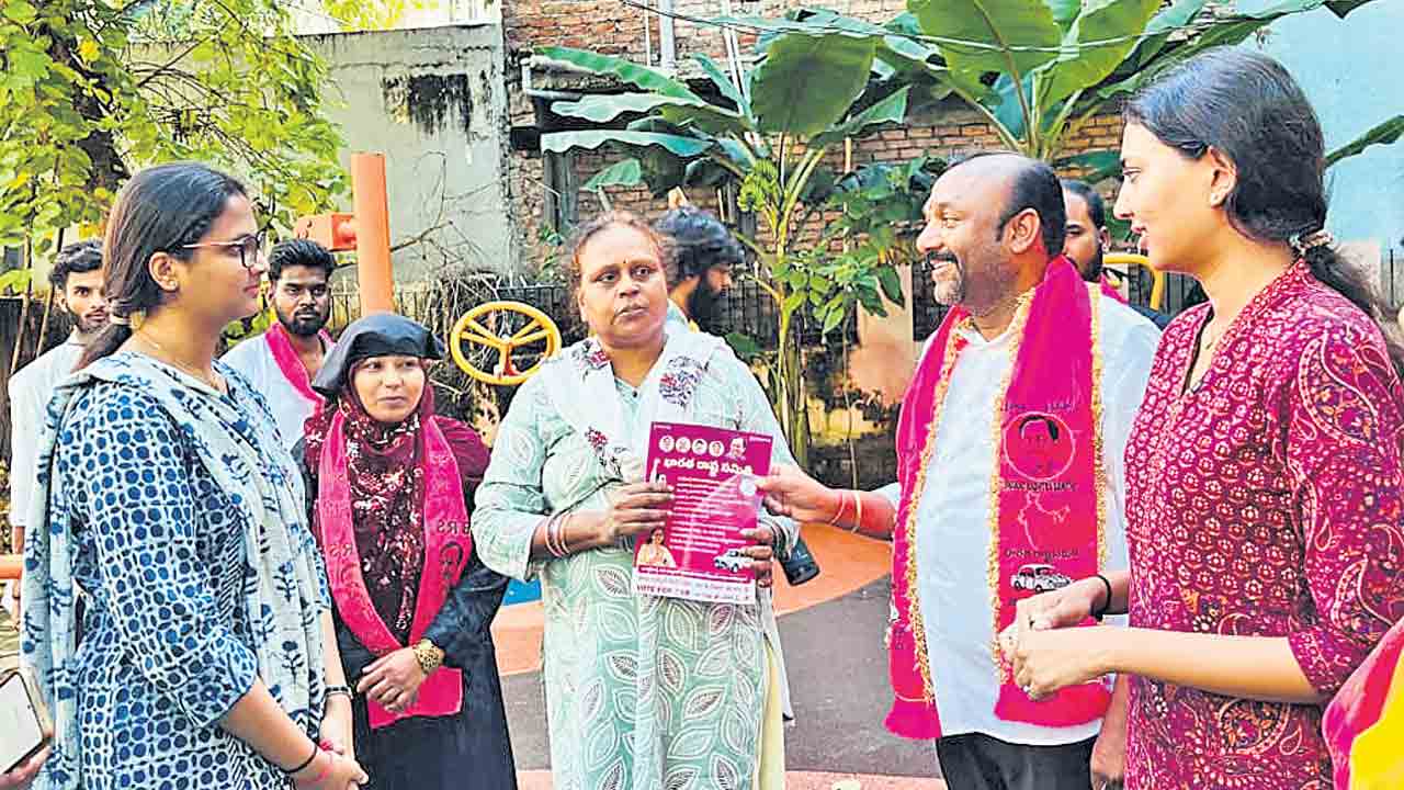 మాగంటి కుమార్తెల ప్రచారం