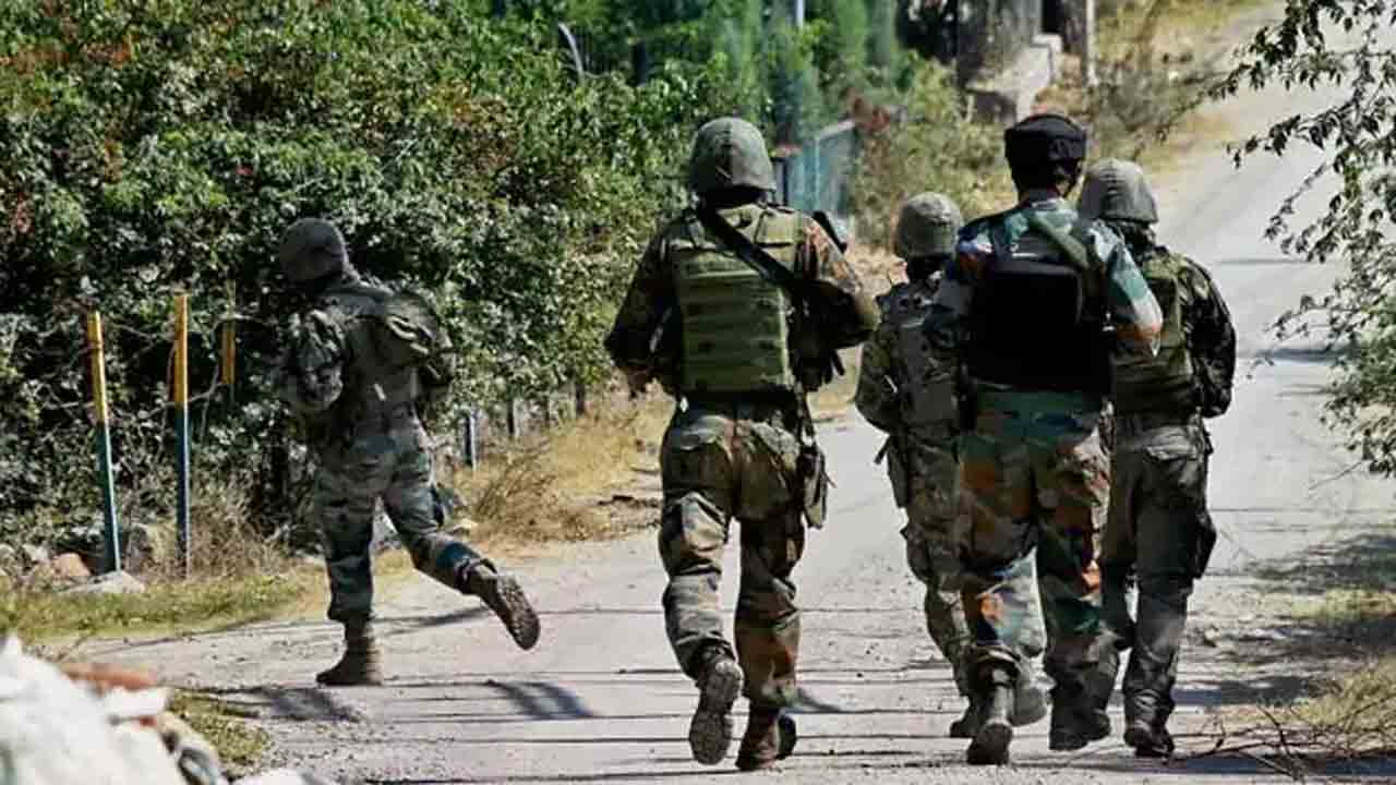 Operation Chhatru | జమ్ము కశ్మీర్‌లో ఎన్‌కౌంటర్‌.. కొనసాగుతోన్న ఆపరేషన్‌ ఛత్రు