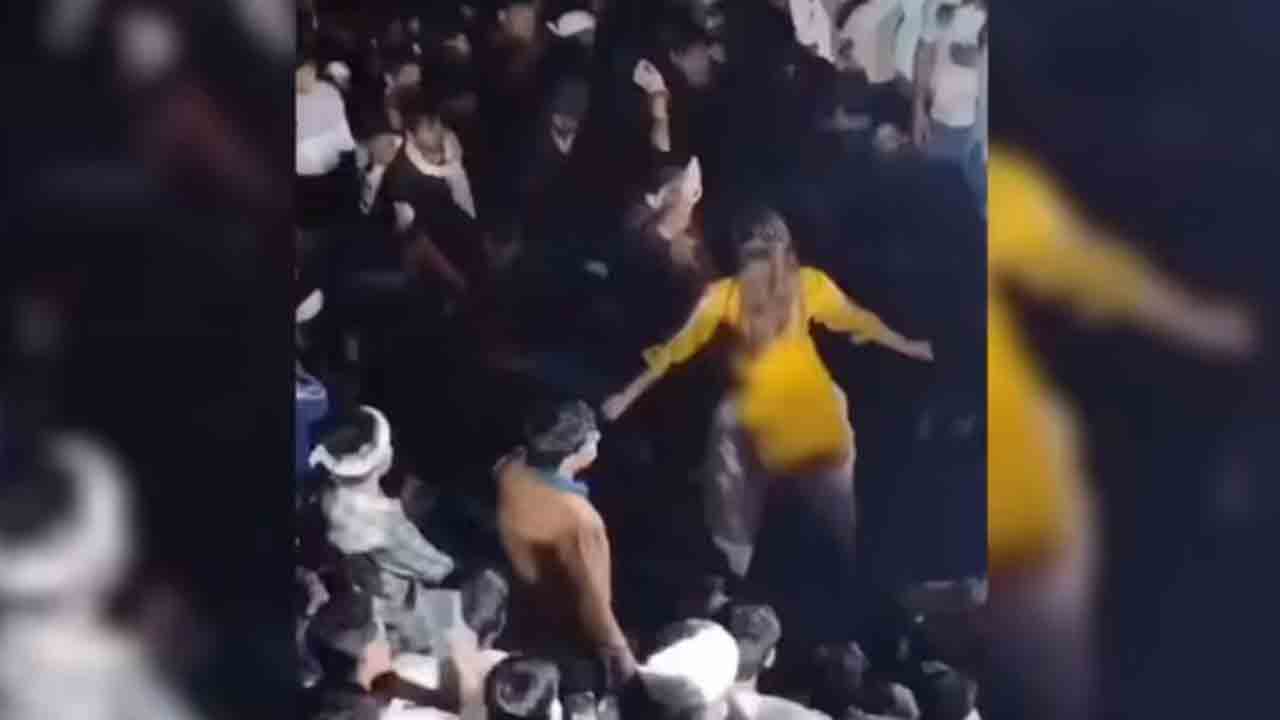 Watch: పెళ్లిలో వ్యక్తి చెంపపై కొట్టిన డ్యాన్సర్‌.. తర్వాత ఏం జరిగిందంటే?