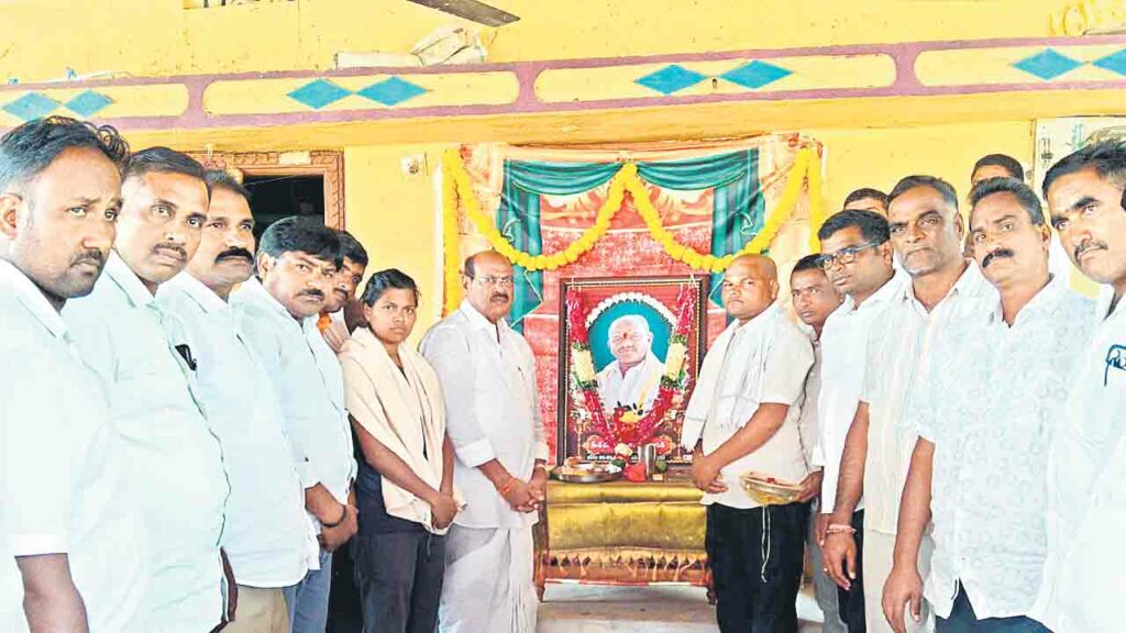 Former Mla Baji Reddy Govar