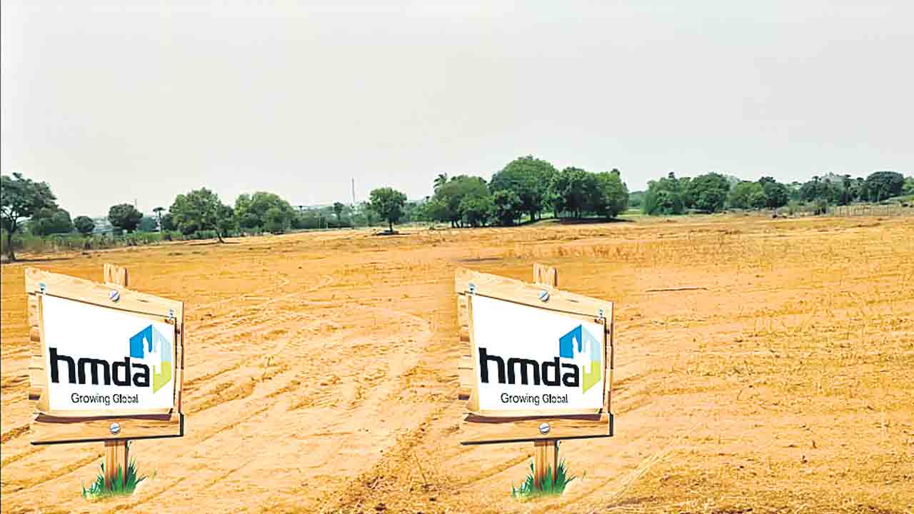 మూసాపేట్‌ భూములపై వెనక్కి తగ్గిన సర్కార్‌