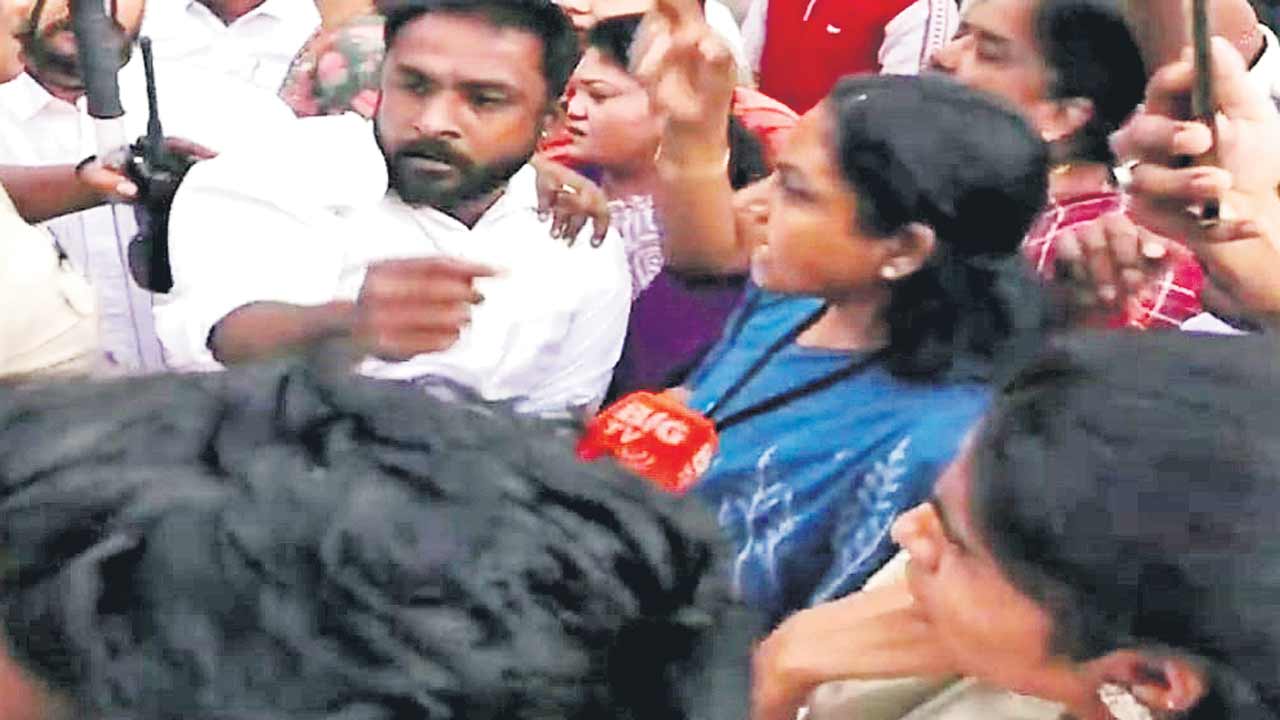 కాంగ్రెస్‌ పార్టీ రిగ్గింగ్‌ కుట్ర భగ్నం