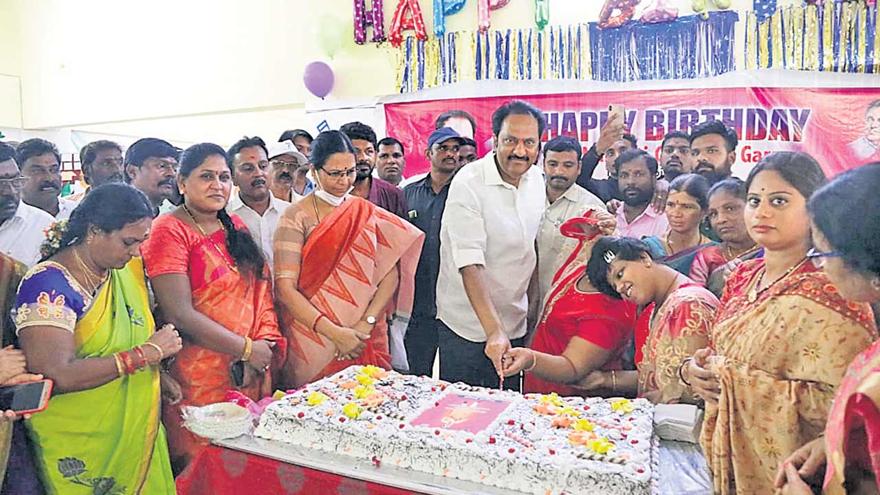 సేవా రూపం మాగంటి