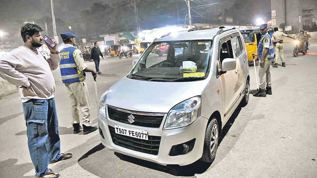 గ్రేటర్‌లో హైఅలర్ట్‌