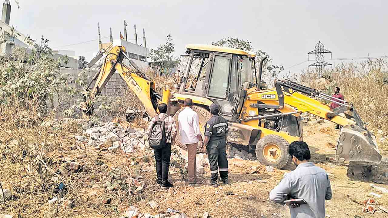 జూబ్లీహిల్స్‌ను జూమ్‌ చేసి చూస్తే..?