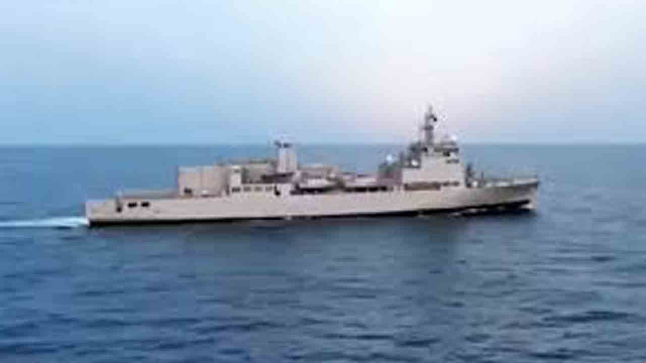 నౌకాదళంలోకి ఐఎన్‌ఎస్‌ ఇక్షక్‌