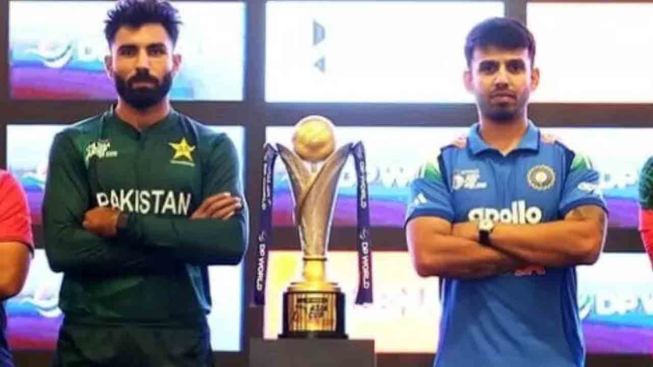 యువ భారత్‌ పరాభవం