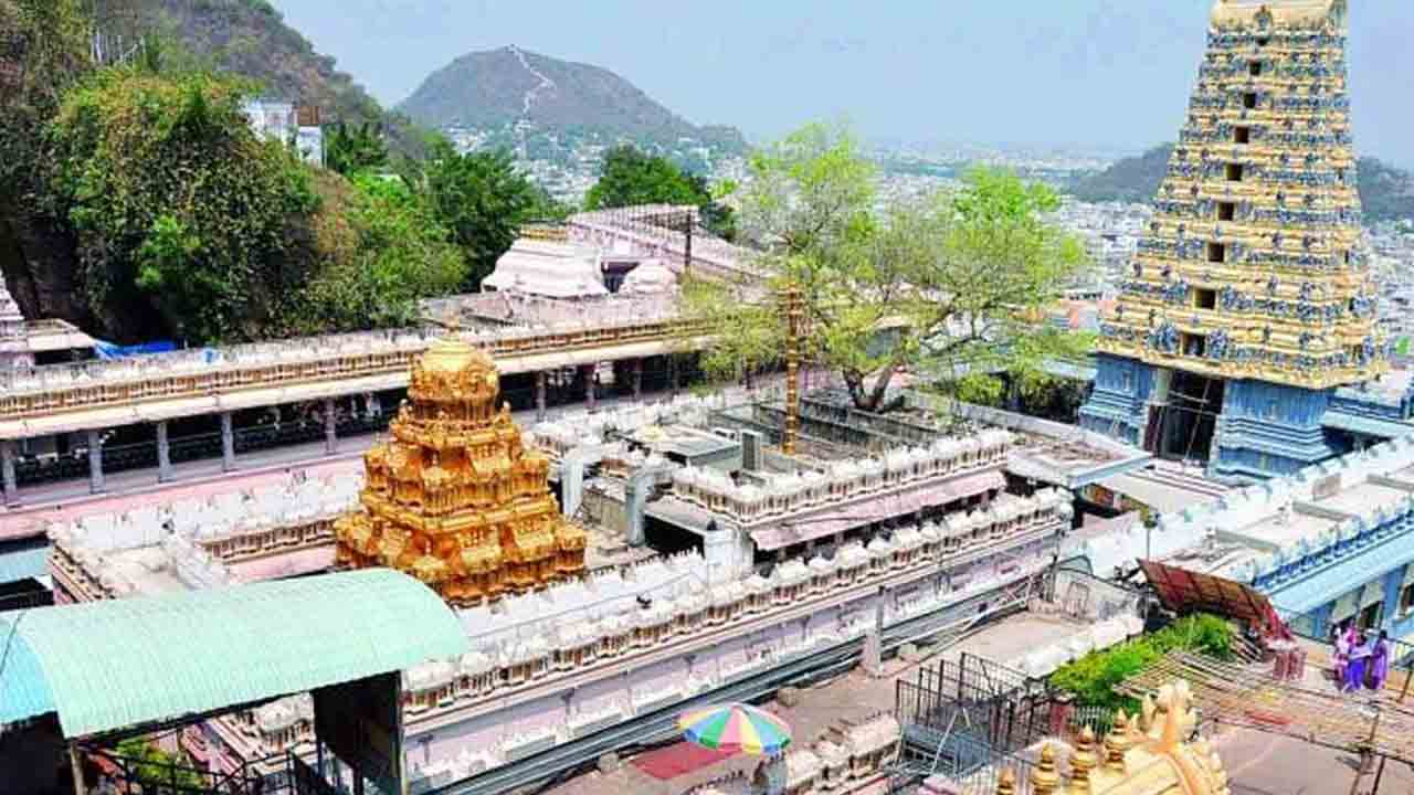 Bhavani Deeksha | ఇంద్రకీలాద్రిలో భవానీ మండల దీక్షలు ప్రారంభం