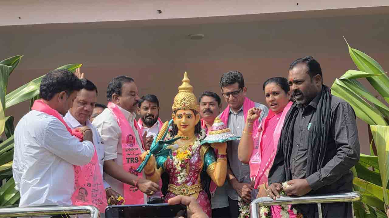 Kalvakuntla Vidyasagar | కేసీఆర్ దీక్ష..భారత రాజకీయాల్లో కీలక మలుపు : బీఆర్ఎస్ జిల్లా అధ్యక్షుడు కల్వకుంట్ల విద్యాసాగర్