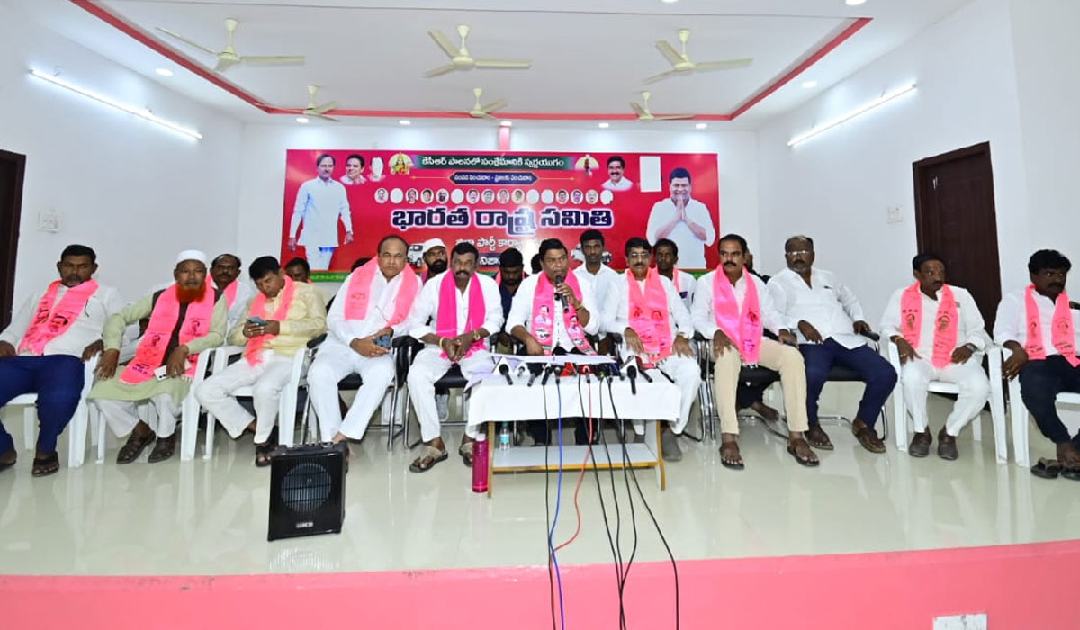 Former MLA Jeevan Reddy | కేటీఆర్ కడిగిన ముత్యంలా ప్రజా క్షేత్రంలో నిలుస్తారు.. బీఆర్ఎస్ నేత, మాజీ ఎమ్మెల్యే జీవన్ రెడ్డి