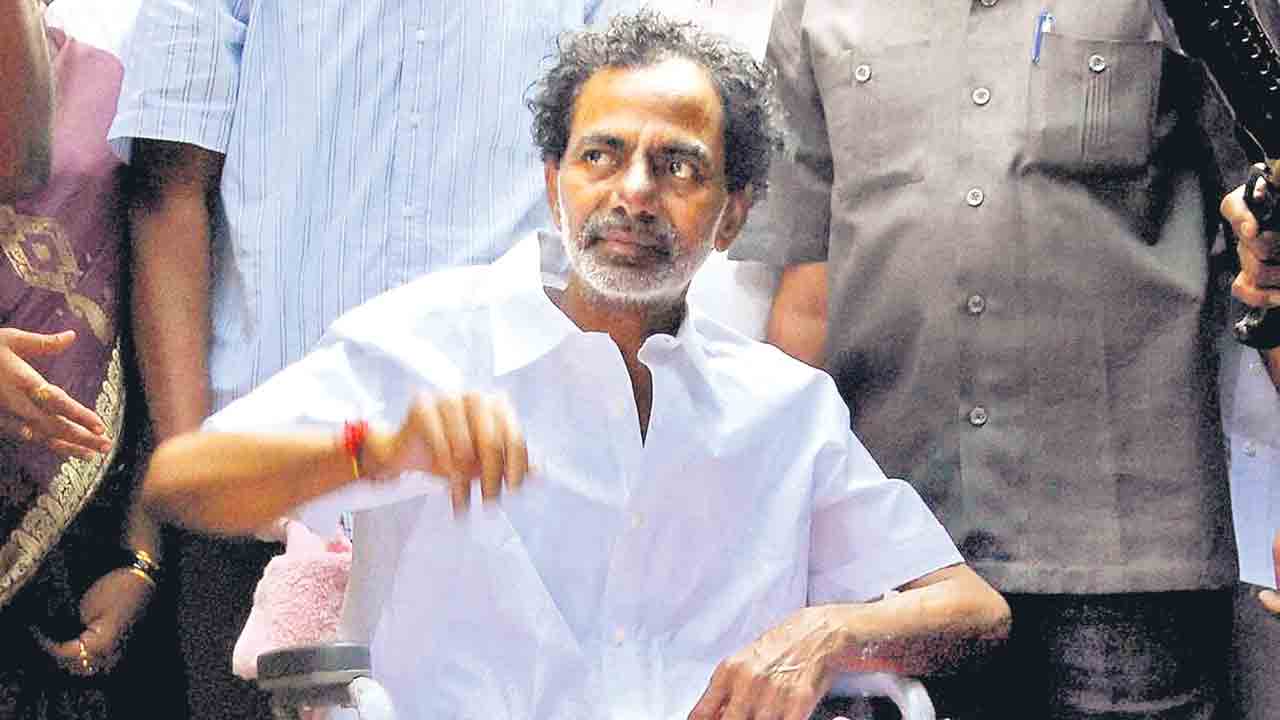 కేసీఆర్‌ స్థానం సుస్థిరం