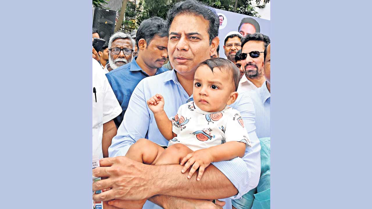 నేడు సోమాజిగూడలో కేటీఆర్‌ రోడ్‌ షో