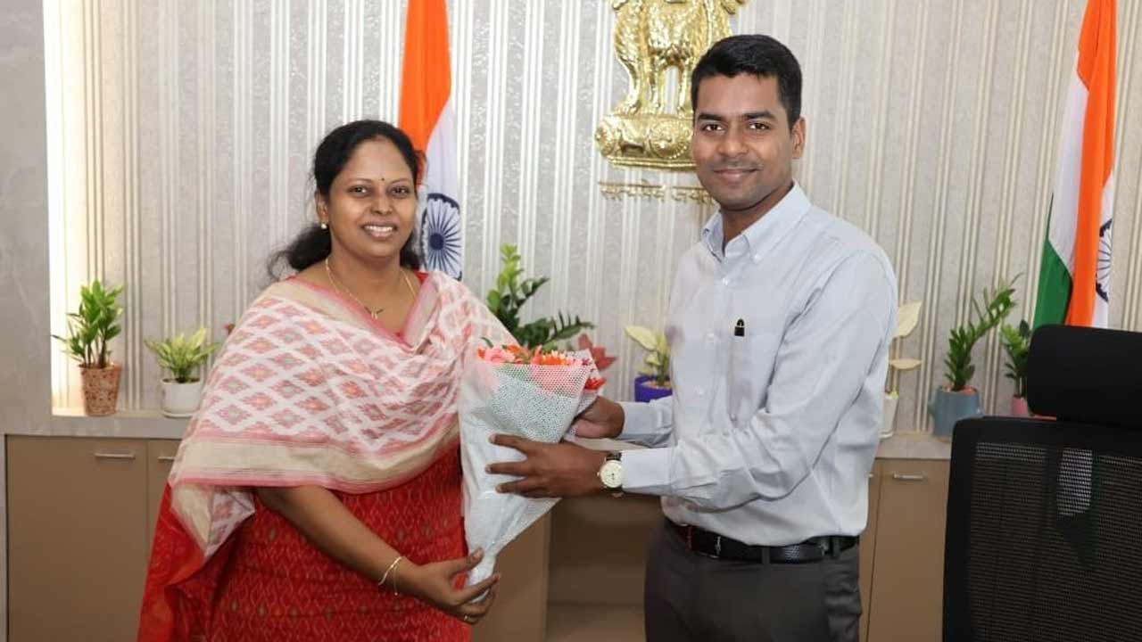 అనధికారికంగా గైర్హాజరైతే చర్యలు తప్పవు