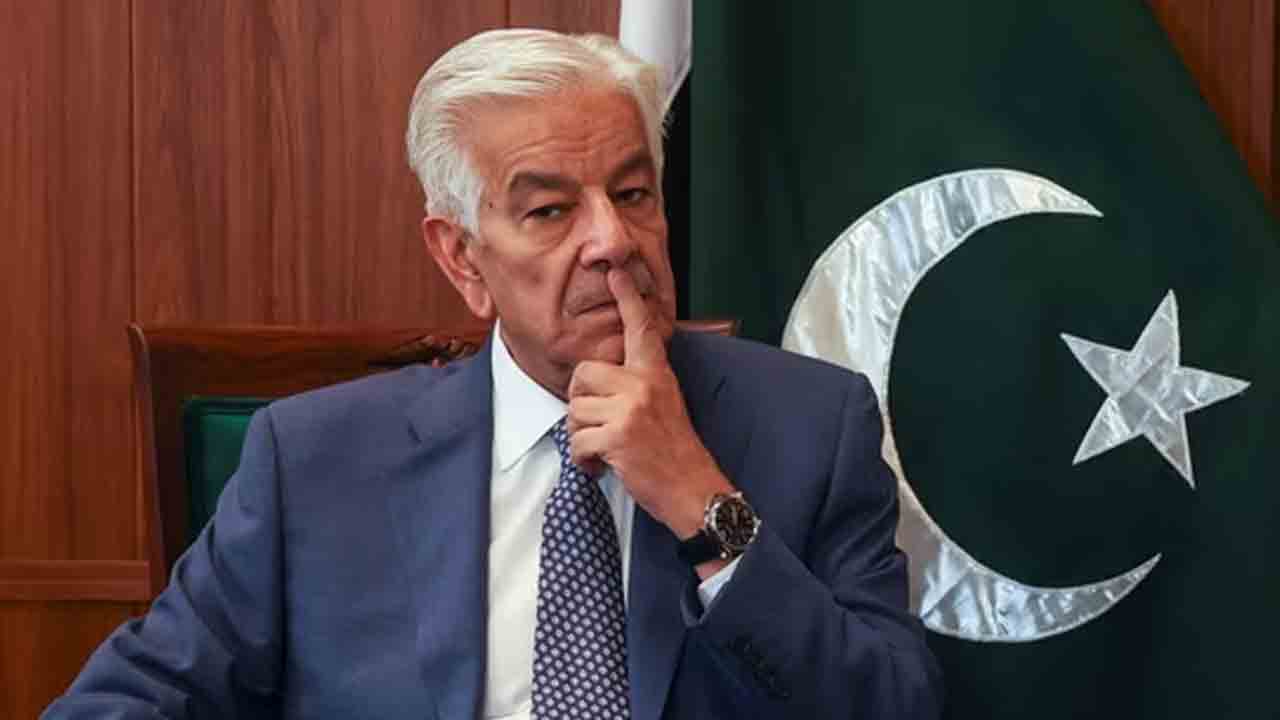 Khawaja Asif | మమ్ములను ఘర్షణలతో బిజీగా ఉంచాలన్నదే భారత్‌ వ్యూహం.. మరోసారి పాక్ ప్రేలాపన