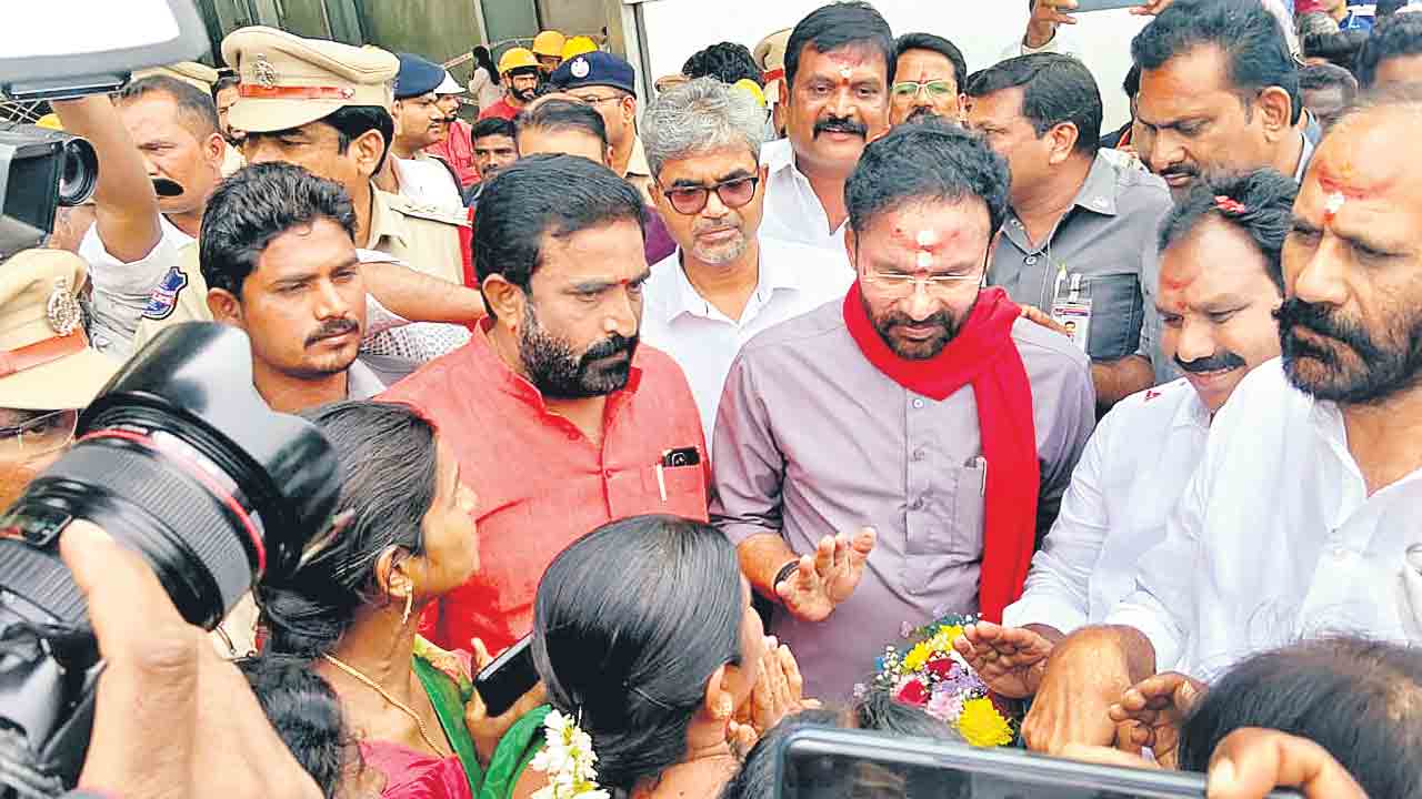 మేడారానికి జాతీయ హోదా కుదరదు.. కేంద్ర మంత్రి కిషన్‌రెడ్డి వెల్లడి