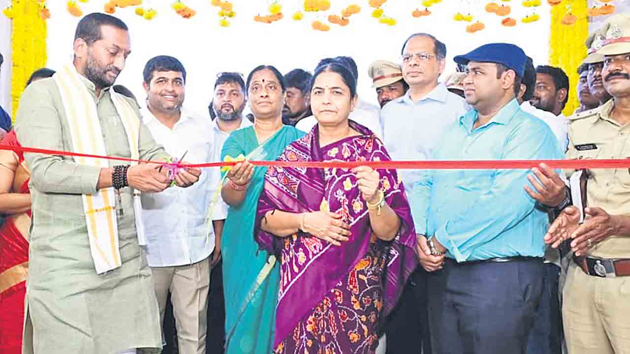 నర్సాపూర్‌ అర్బన్‌ పార్కు రాష్ర్టానికి తలమానికం