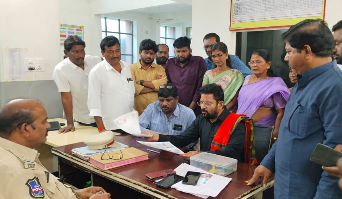 Korukanti Chandar | మాజీ మంత్రి హరీష్ రావు సవాల్‌కు సీఎం లేదా స్థానిక ఎమ్మెల్యే సమాధానం చెప్పాలి