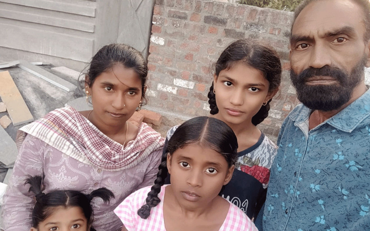 Palvancha : పాఠ‌శాల నుండి పారిపోయిన విద్యార్థినులు సేఫ్‌