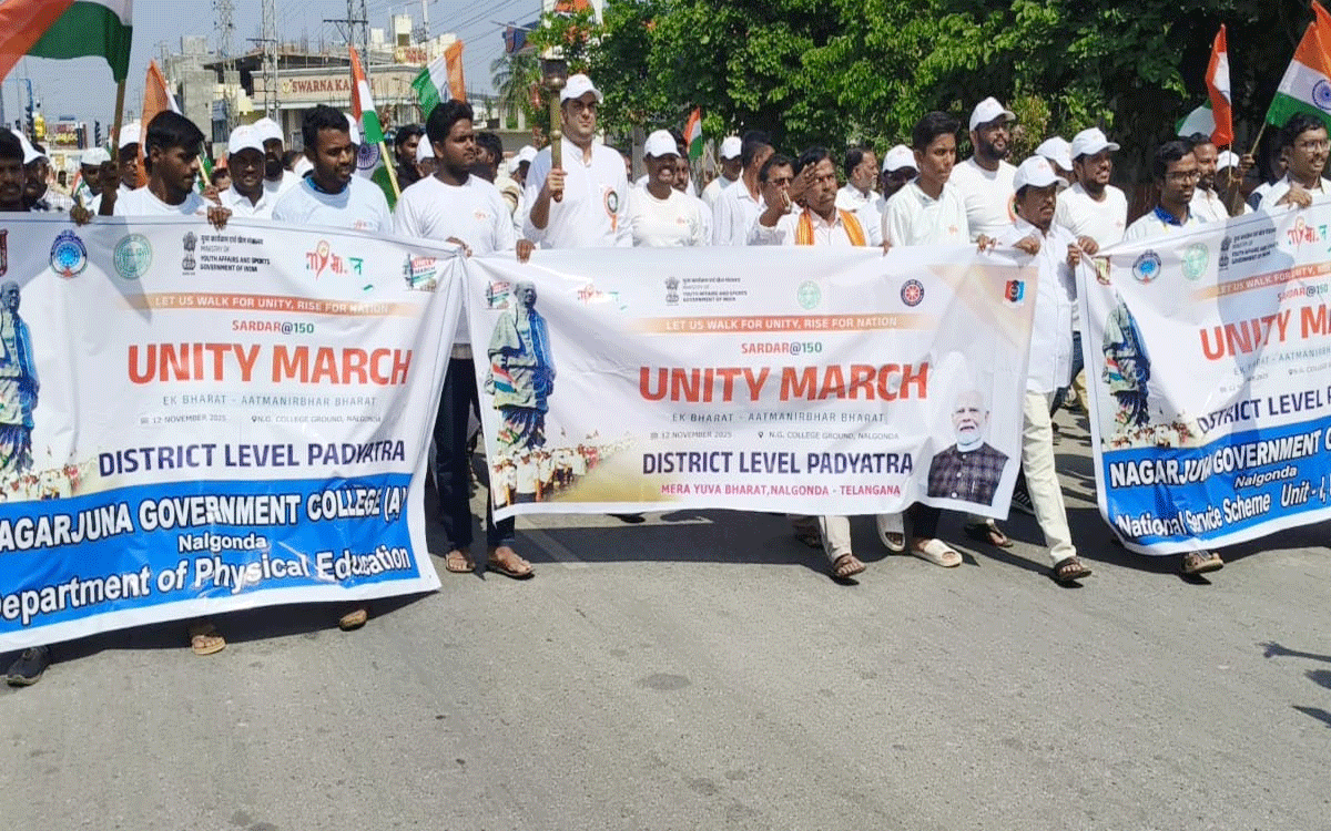 Ramagiri : జాతీయ సమైక్యత, దేశభక్తిని పెంపొందించాలి : ఎంపీ కేశ్రీదేవ్ సిన్హ్ ఝాలా